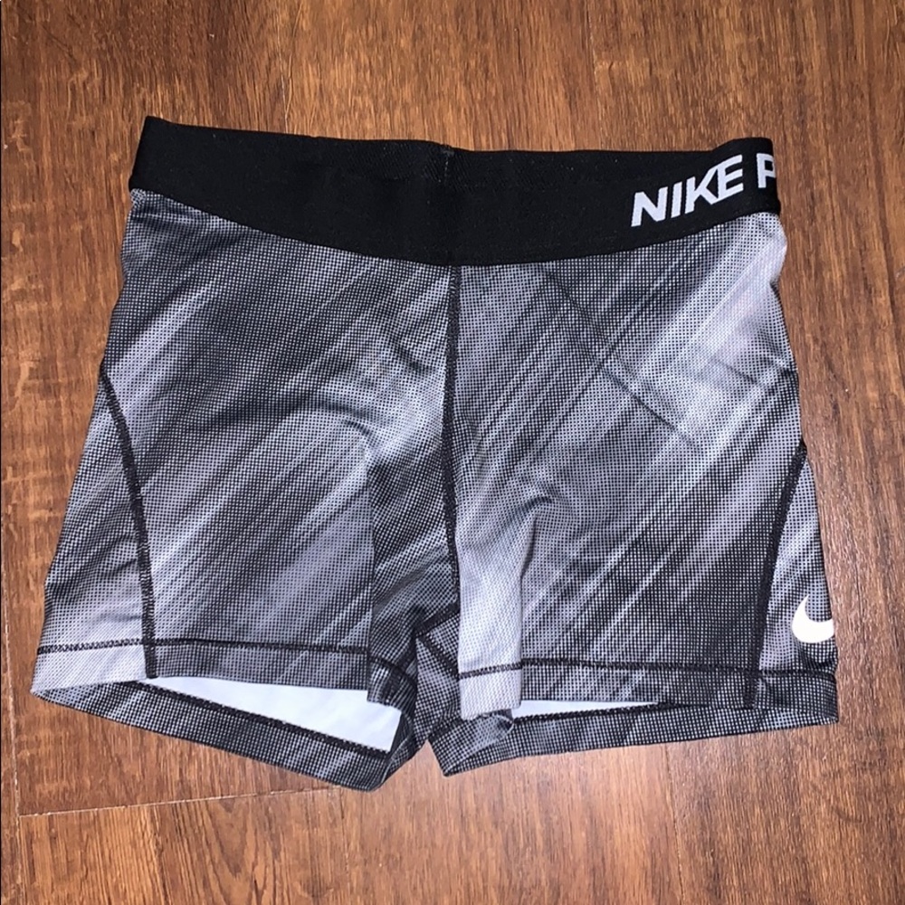 NIKE SPANDEX SMALL